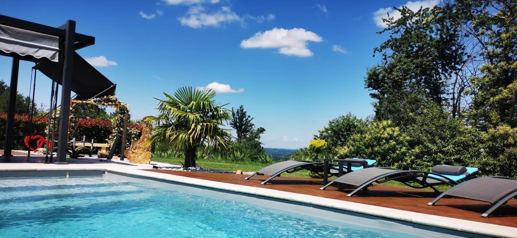 Notre Bastide Maison et table d'hôtes sur réservation, PISCINE et JACUZZI Marcillac-Saint-Quentin Exterior foto